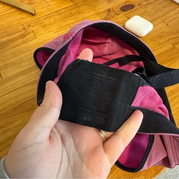 Lululemon Ta Ta Tamer II Sports Bra Wee Stripe Jewelled Magenta Size 34DD - Picture 5 of 5
